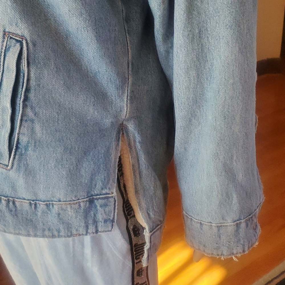Zara Denim Jacket - Picture 6 of 9